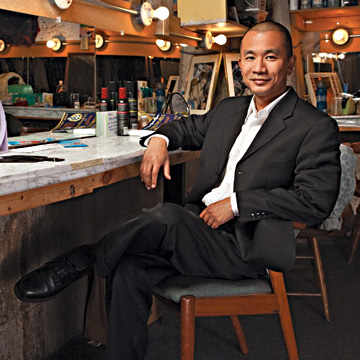 Actor Ray Tagavilla steals the show on small stages.